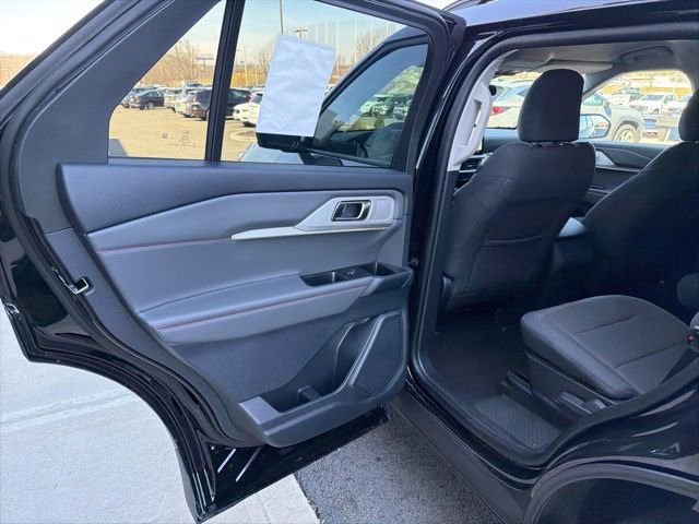 New 2026 Ford Explorer Active image 10