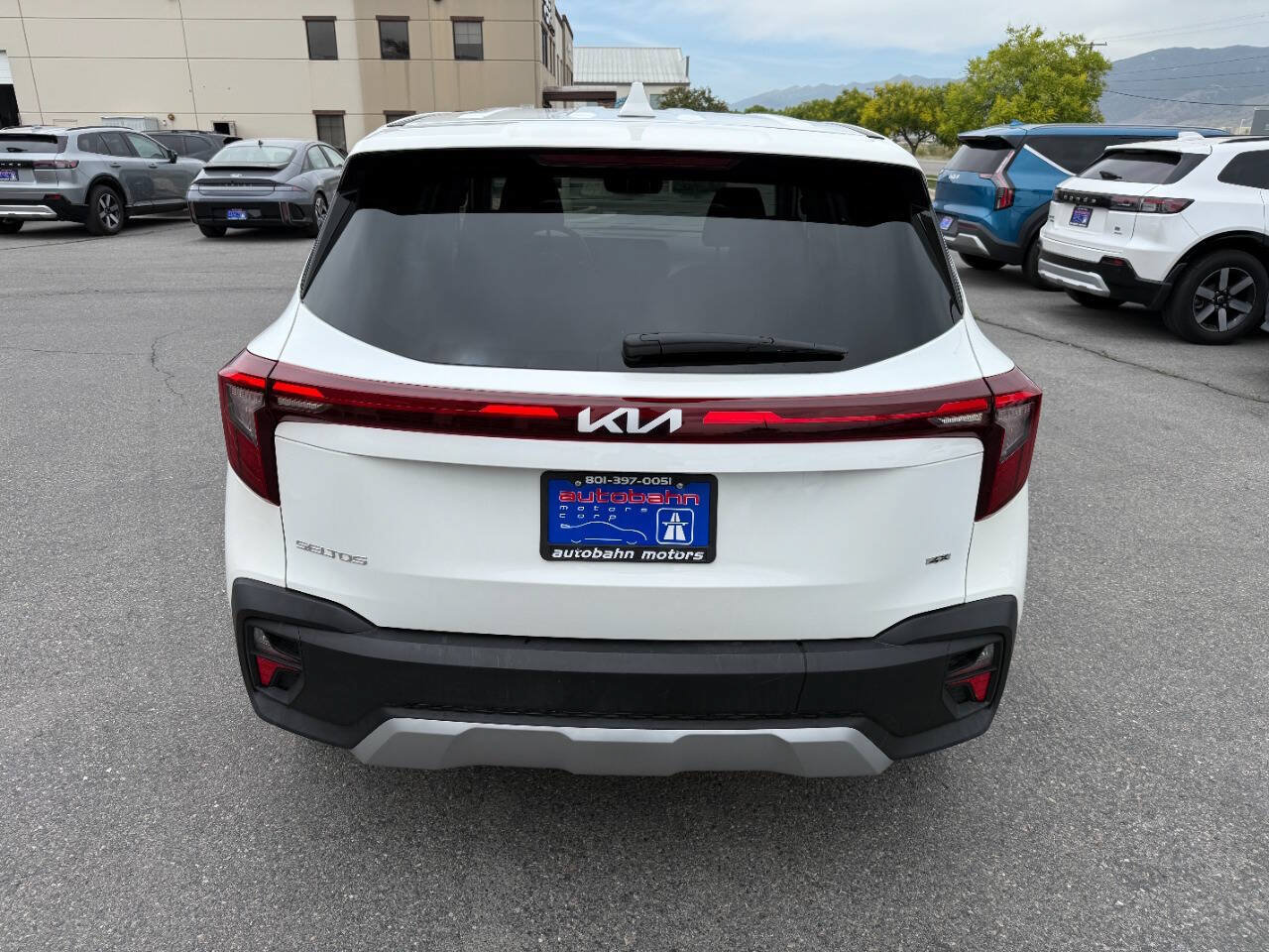 Used 2026 Kia Seltos LX AWD/4WD image 6