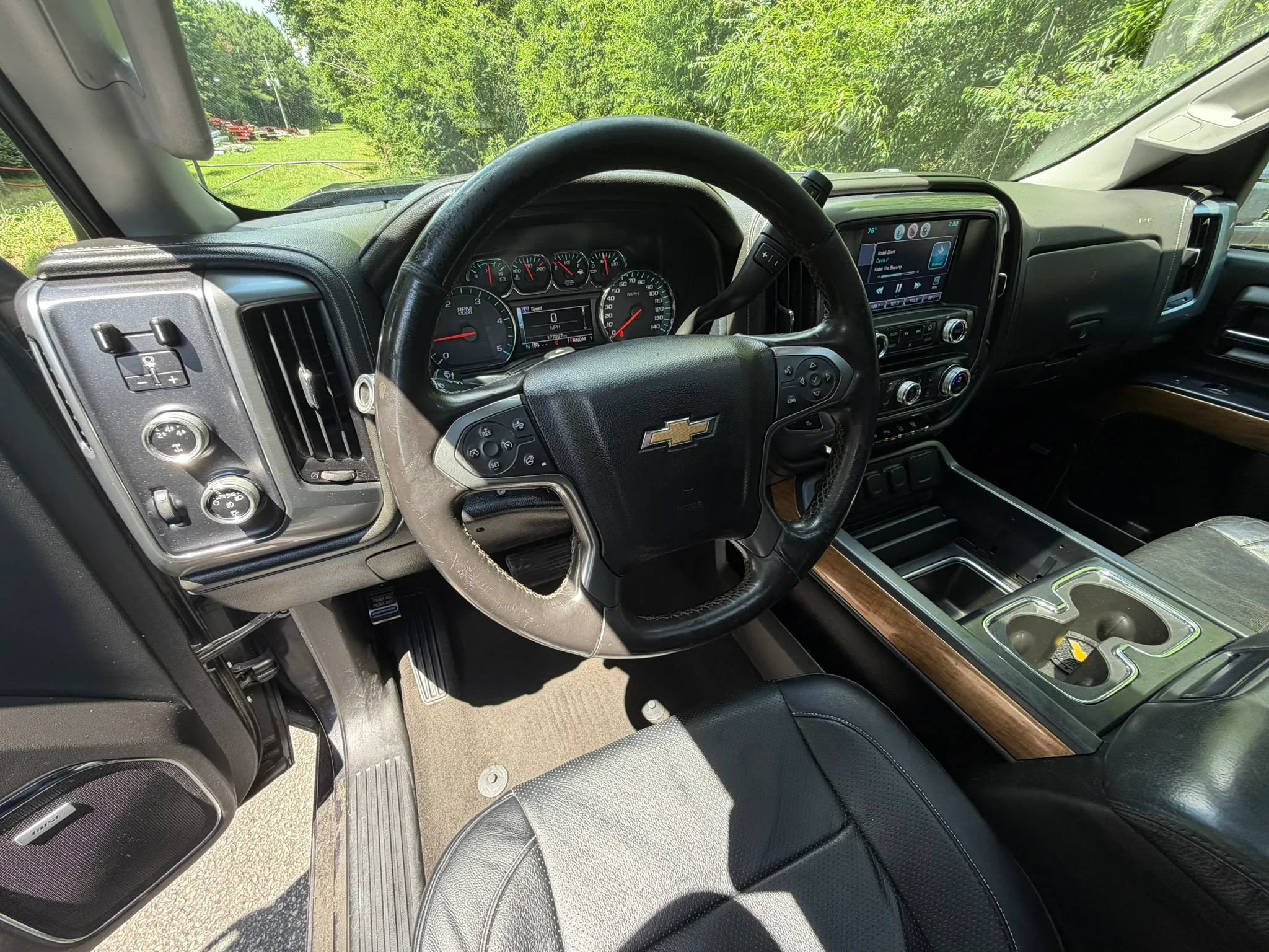Used 2015 Chevrolet Silverado 3500 LTZ w/ Duramax Plus Package AWD/4WD image 17