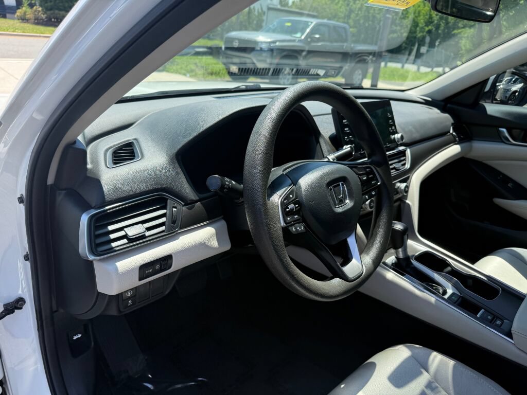Used 2020 Honda Accord LX image 10