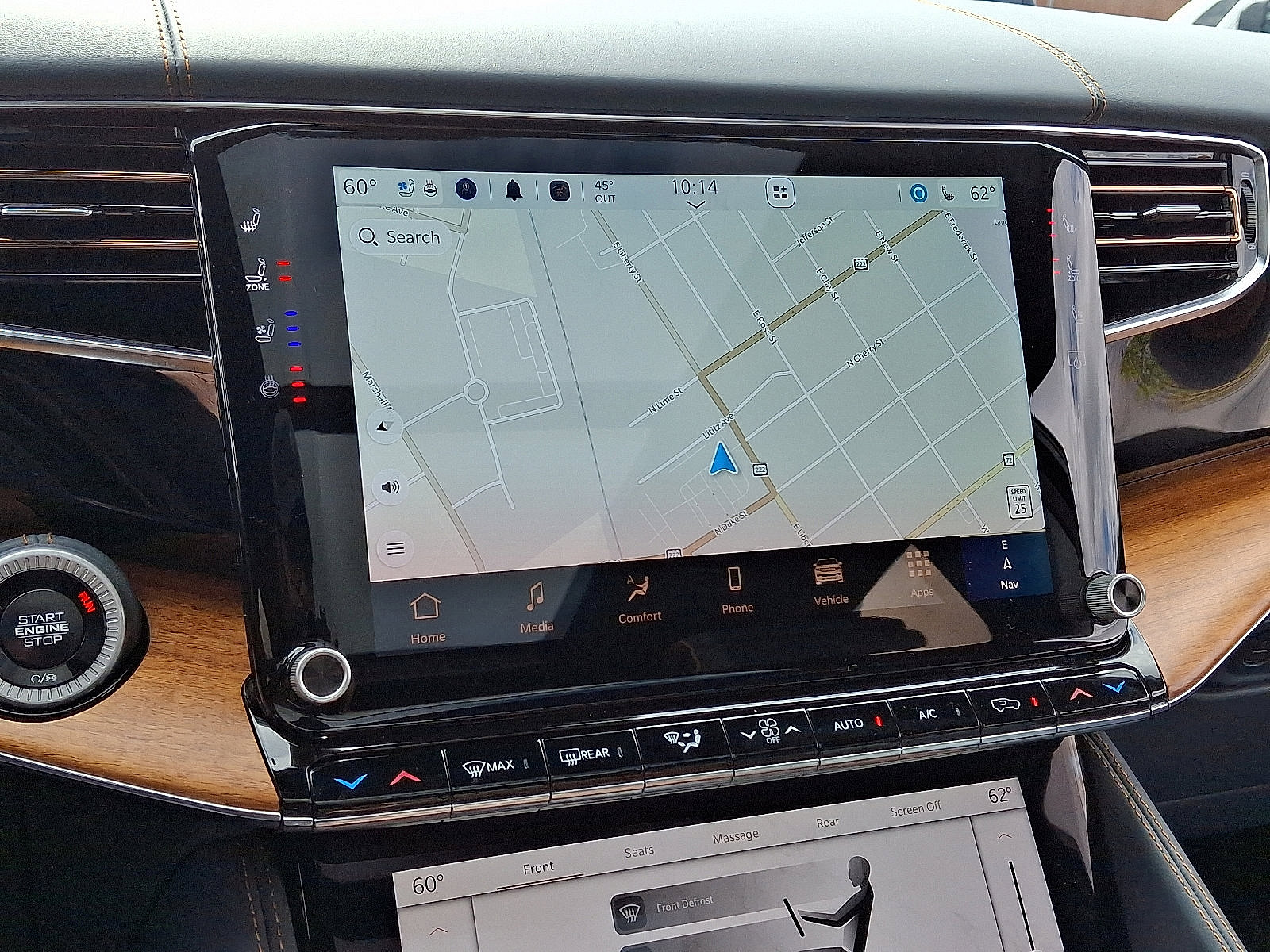 Used 2024 Jeep Grand Wagoneer Series III image 18