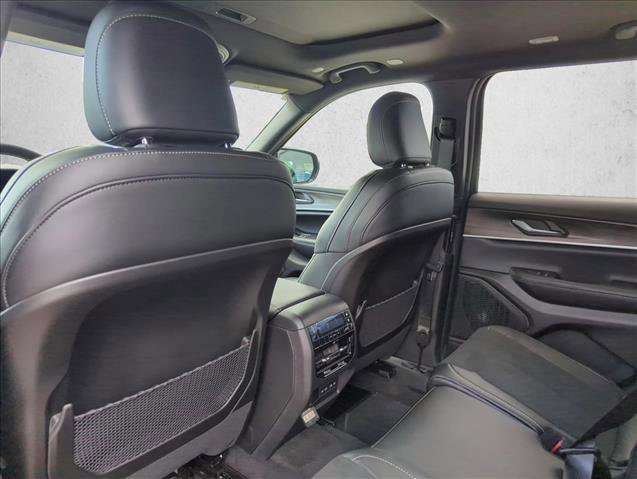 New 2026 Jeep Grand Cherokee L 2WD image 13