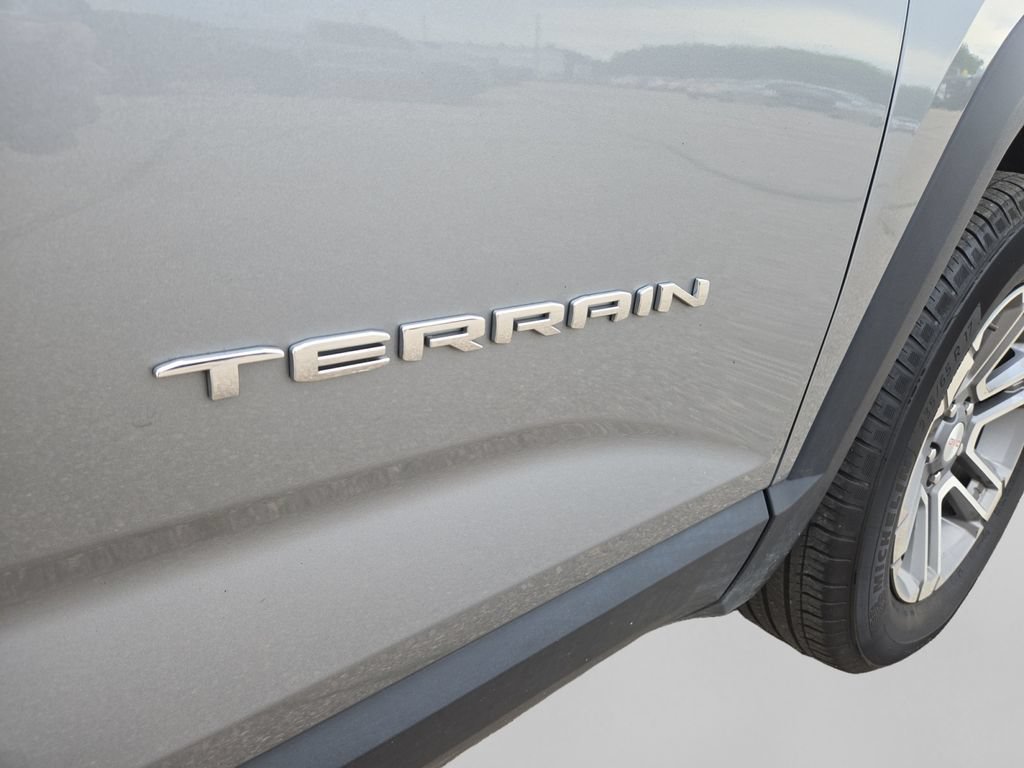 Used 2025 GMC Terrain Elevation AWD/4WD image 35