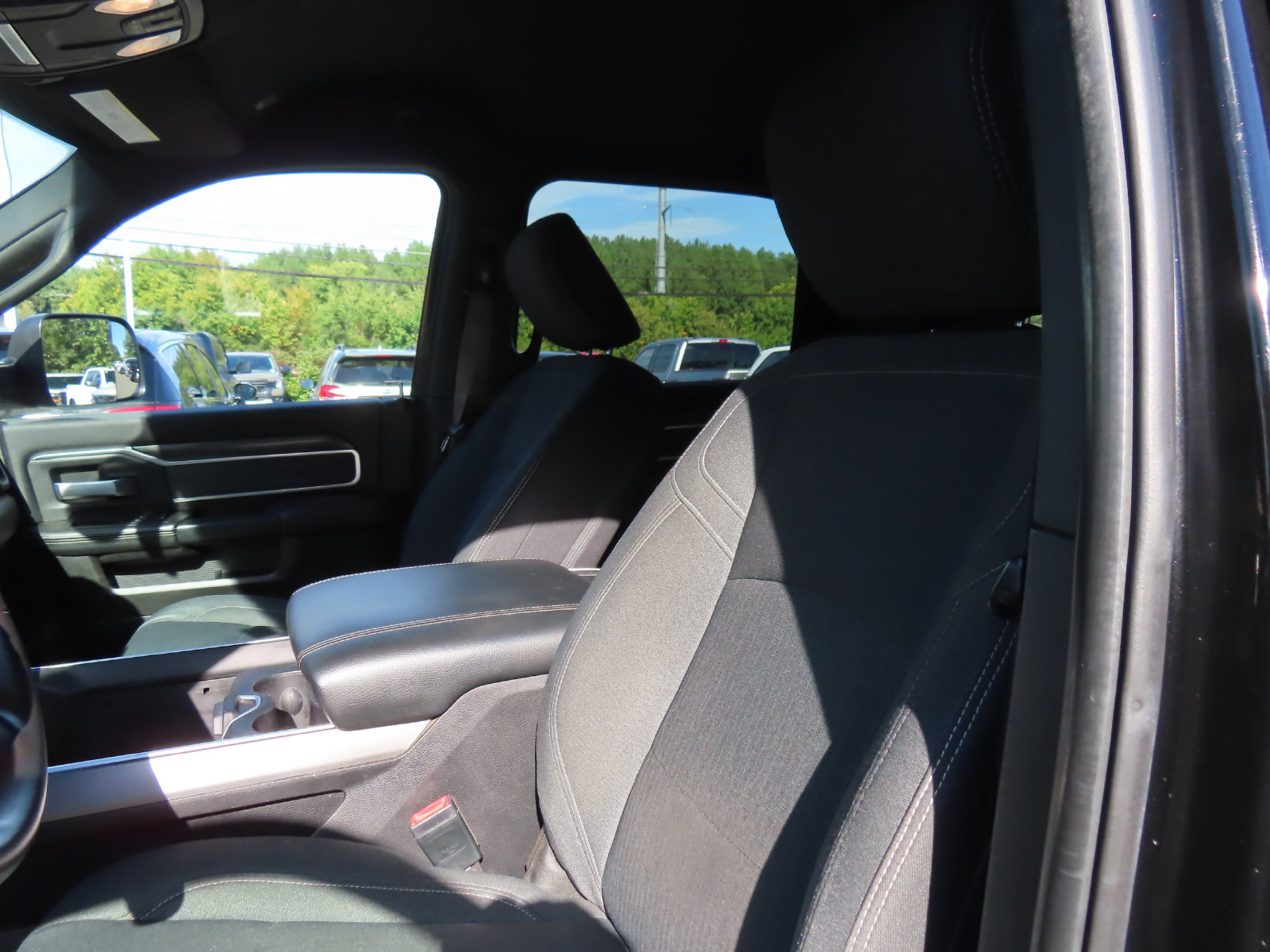 Used 2019 RAM 2500 Big Horn AWD/4WD image 30