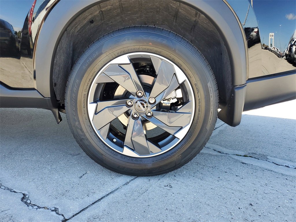 New 2026 Nissan Rogue SV w/ SV Premium Package image 5