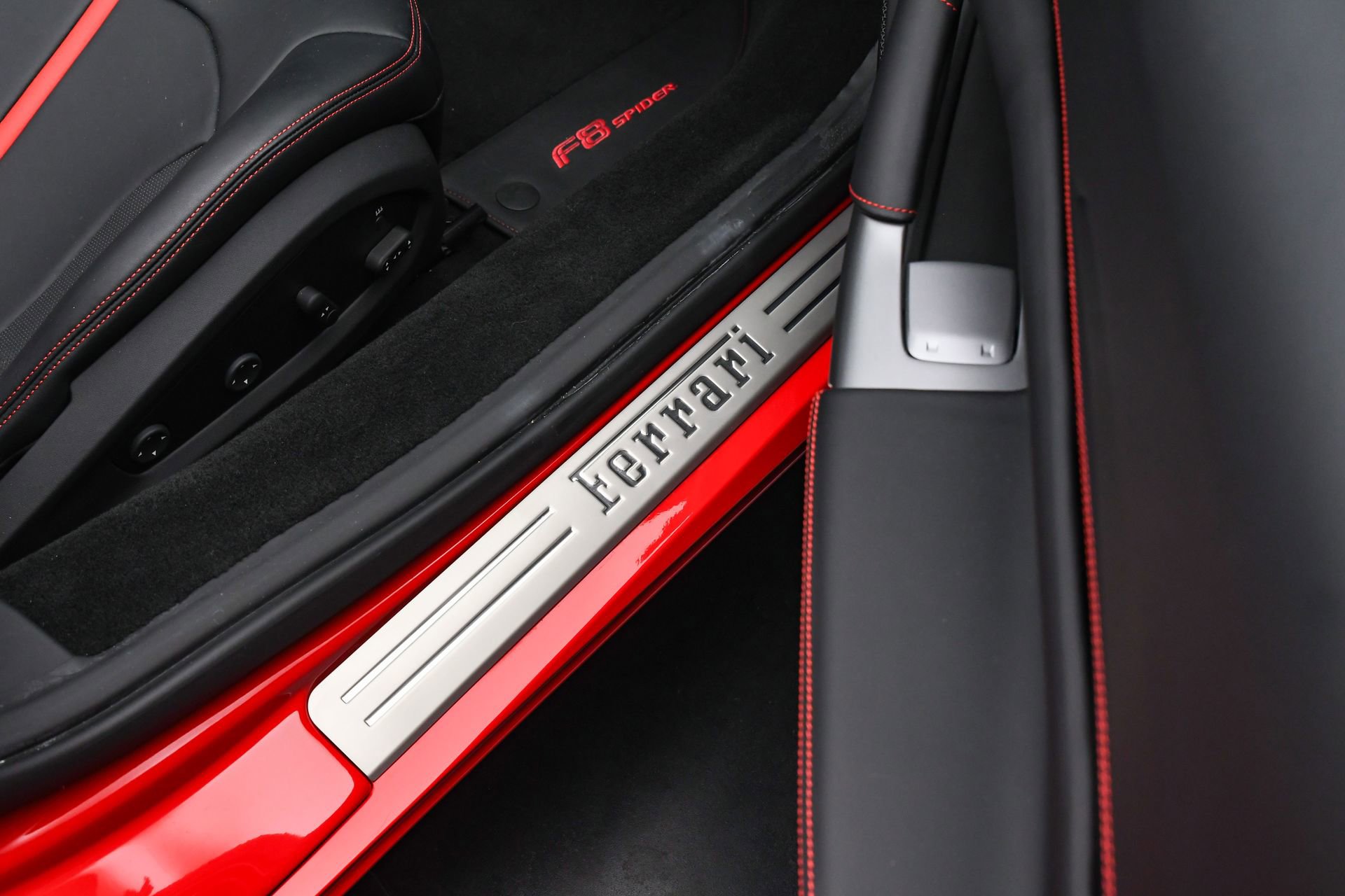 Used 2021 Ferrari F8 Tributo image 49