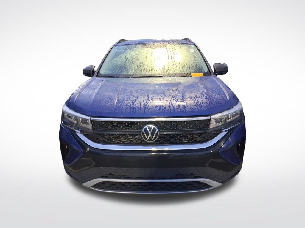 Used 2023 Volkswagen Taos S FWD image 2