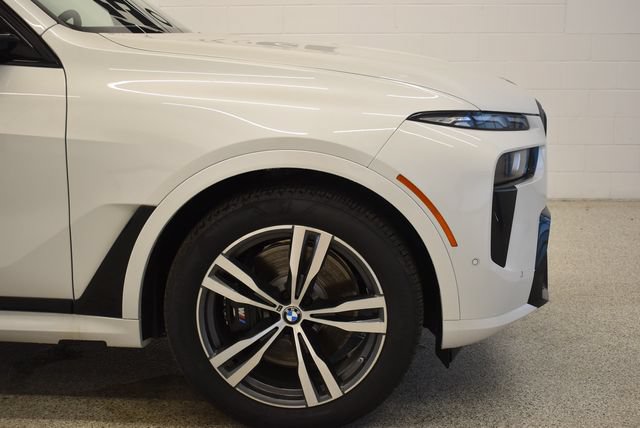 New 2027 BMW X7 xDrive40i w/ M Sport Package AWD/4WD image 15