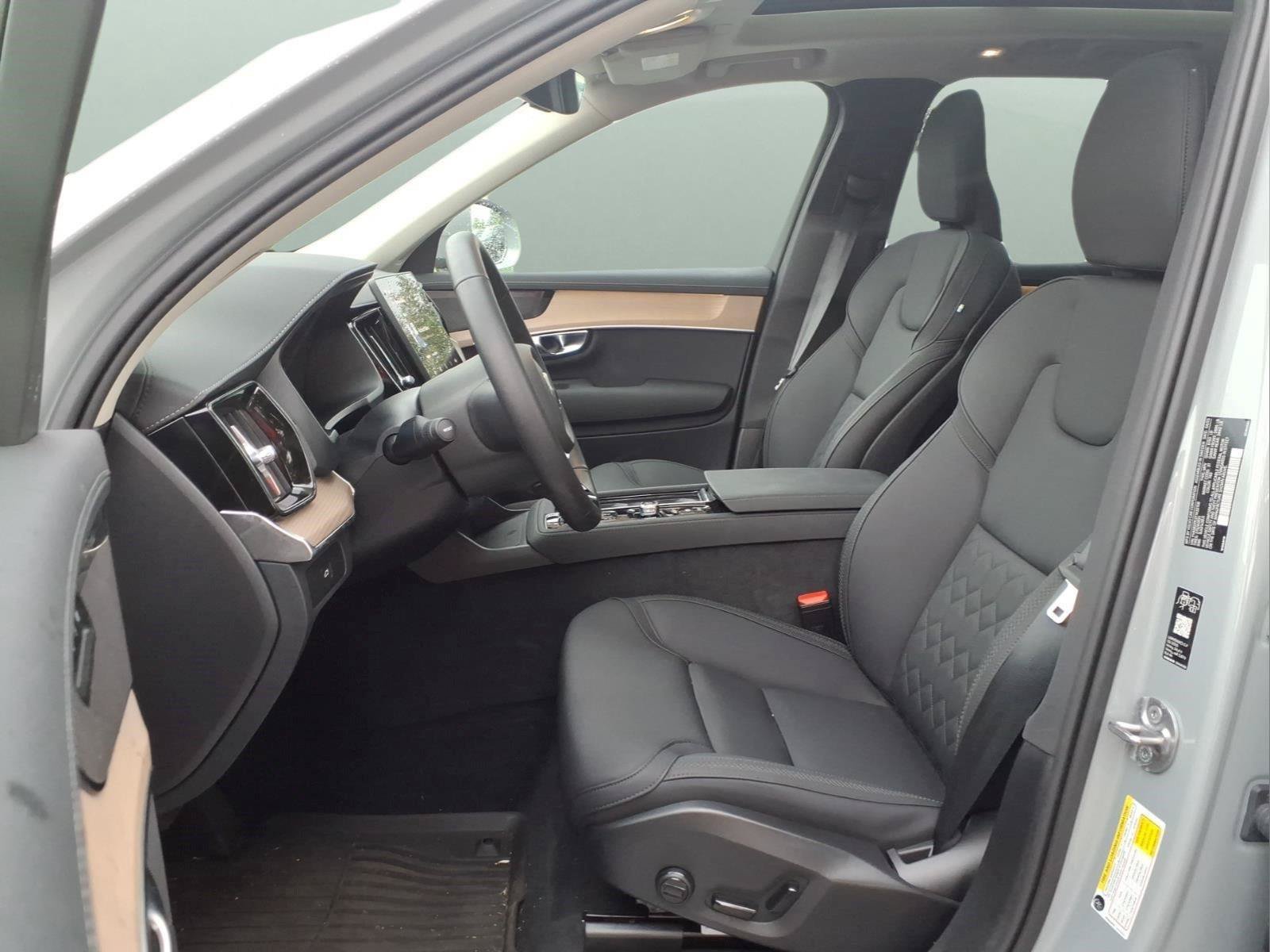Certified 2026 Volvo XC90 B6 Plus w/ Protection Package Premier AWD/4WD image 21