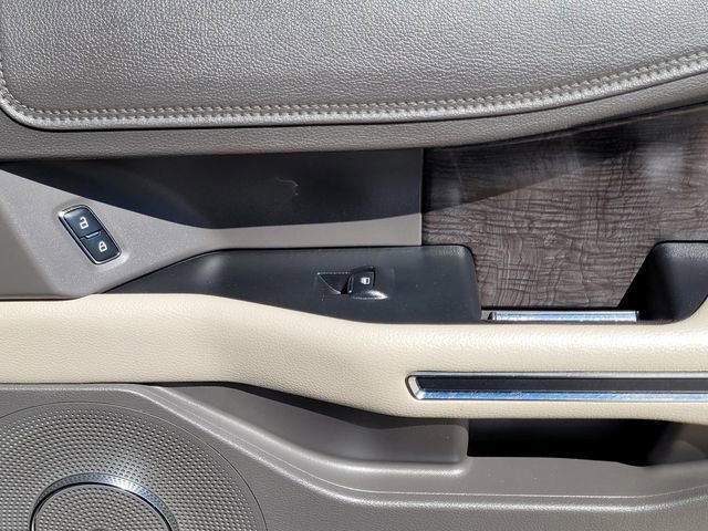 Used 2021 Ford Expedition Max Limited AWD/4WD image 12