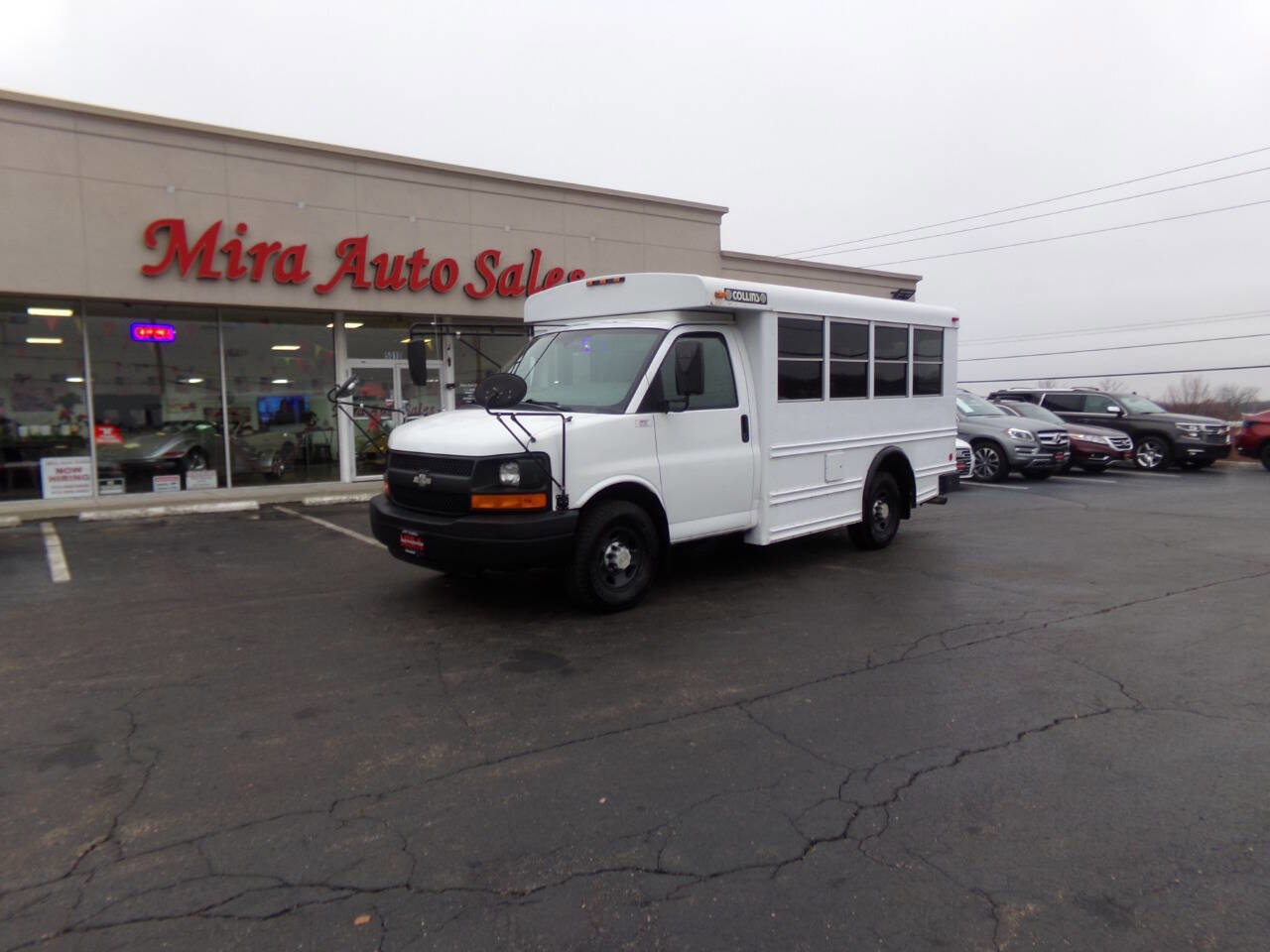Used 2007 Chevrolet Express 3500 w/ School Bus Package image 2