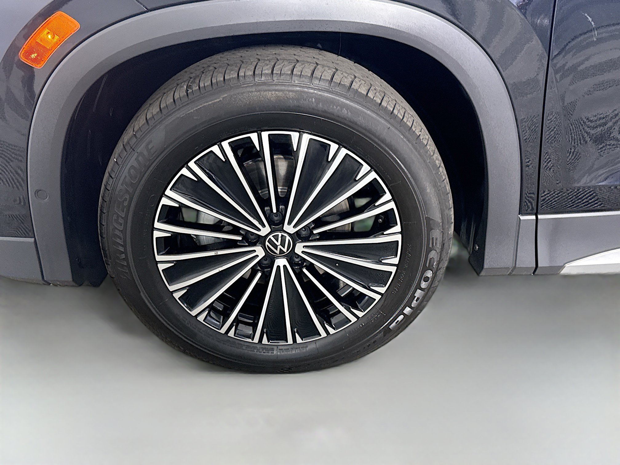 Used 2026 Volkswagen Tiguan S FWD image 38