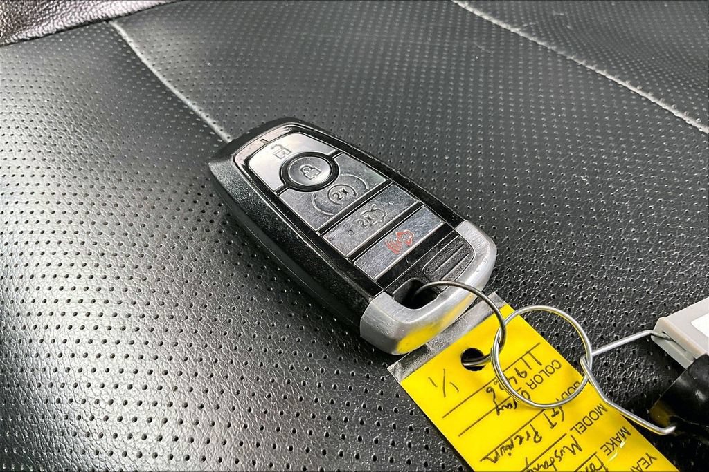 Certified 2018 Ford Mustang GT Premium RWD image 11