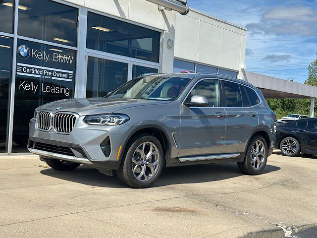 Used 2024 BMW X3 xDrive30i w/ Premium Package w/ZPA AWD/4WD image 4