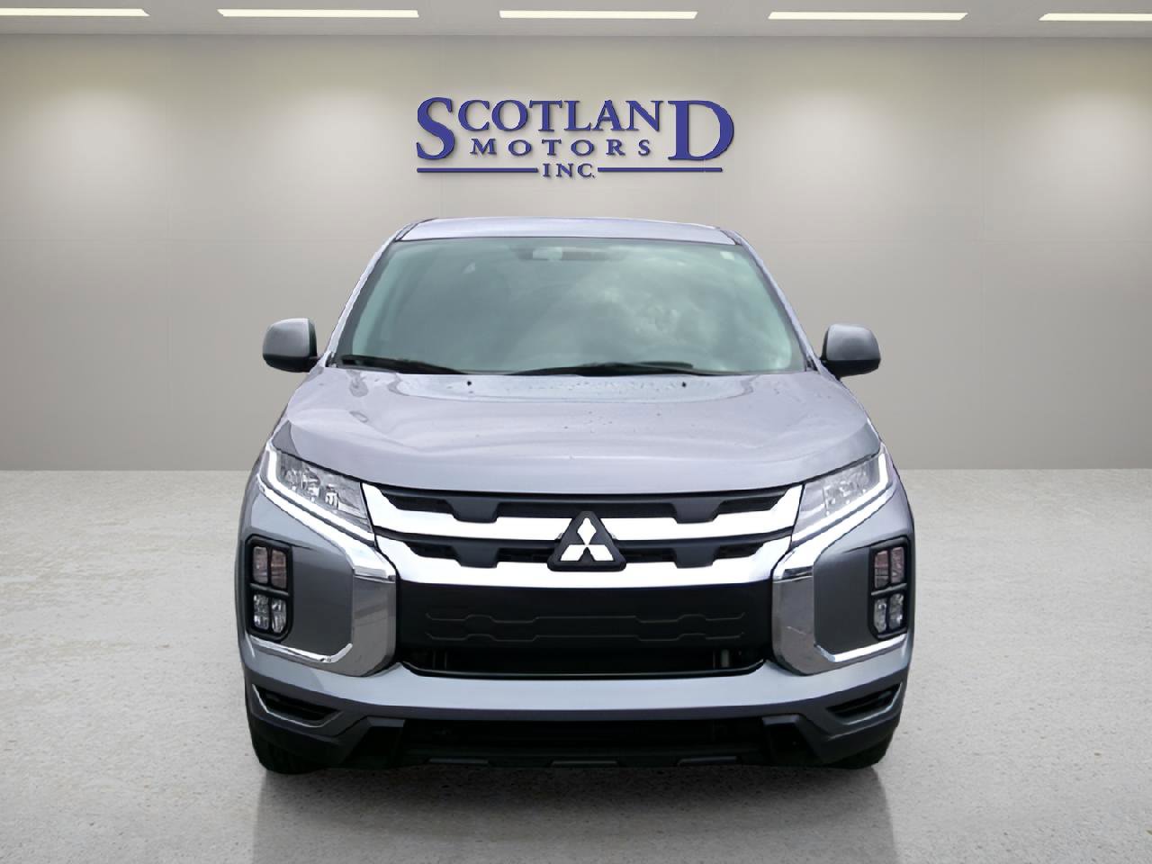 Used 2025 Mitsubishi Outlander Sport ES image 3