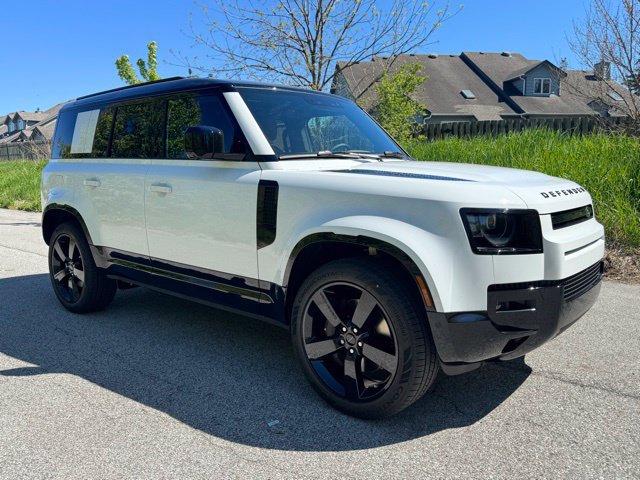 New 2026 Land Rover Defender 110 X-Dynamic SE AWD/4WD image 4