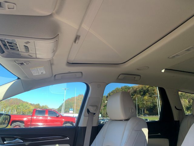 Used 2023 Buick Enclave Essence w/ Experience Buick Package image 11