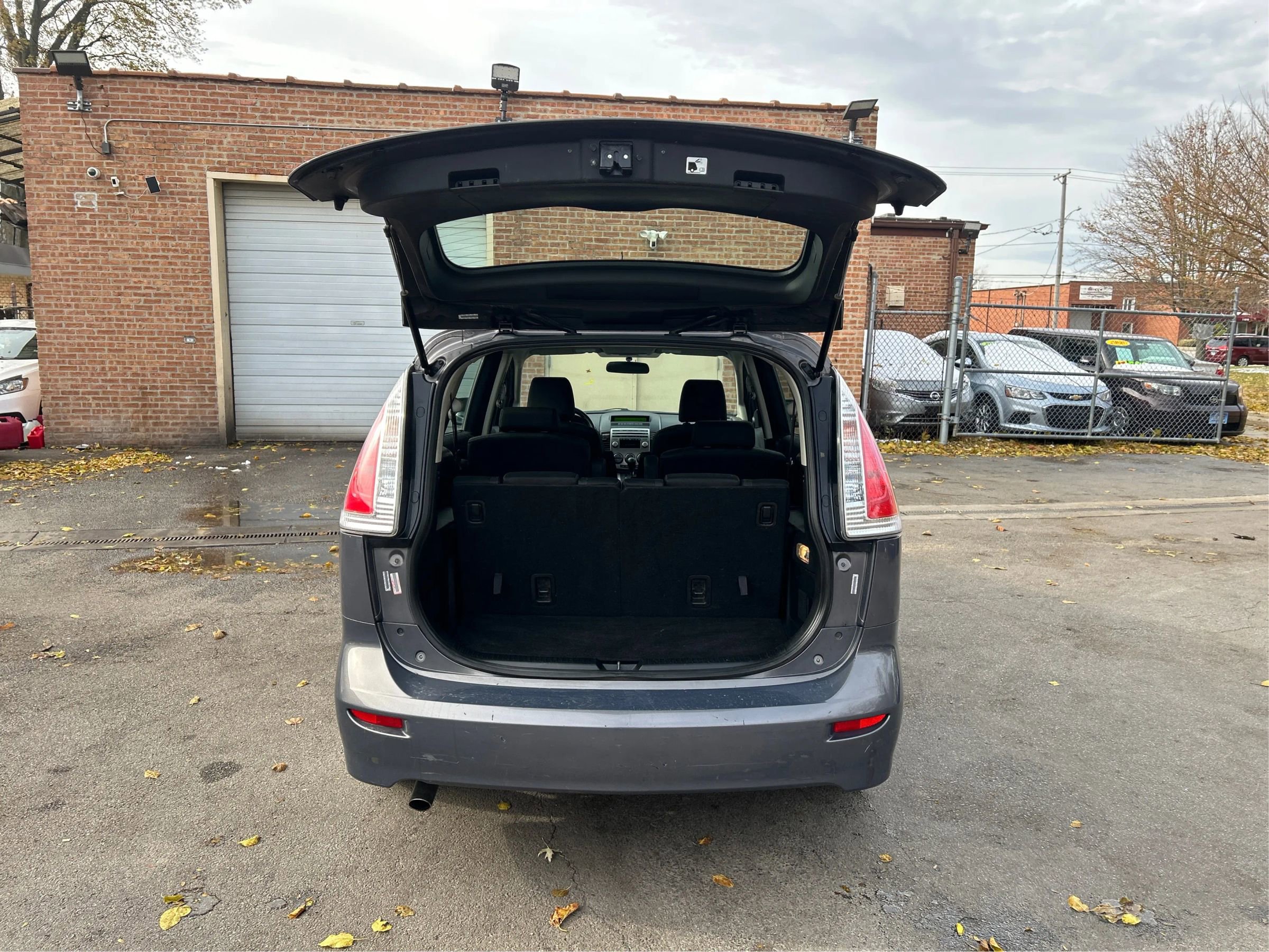 Used 2008 MAZDA MAZDA5 Sport FWD image 14