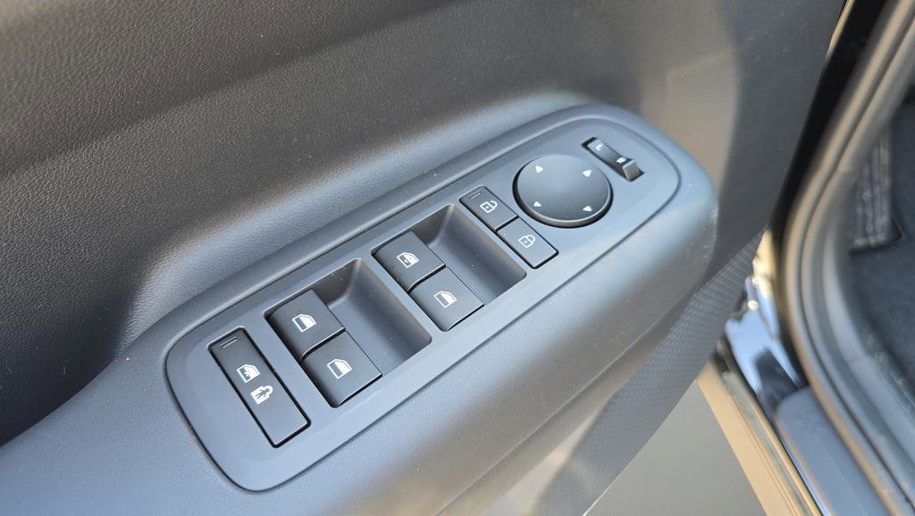 New 2026 Hyundai Santa Fe SE FWD image 16