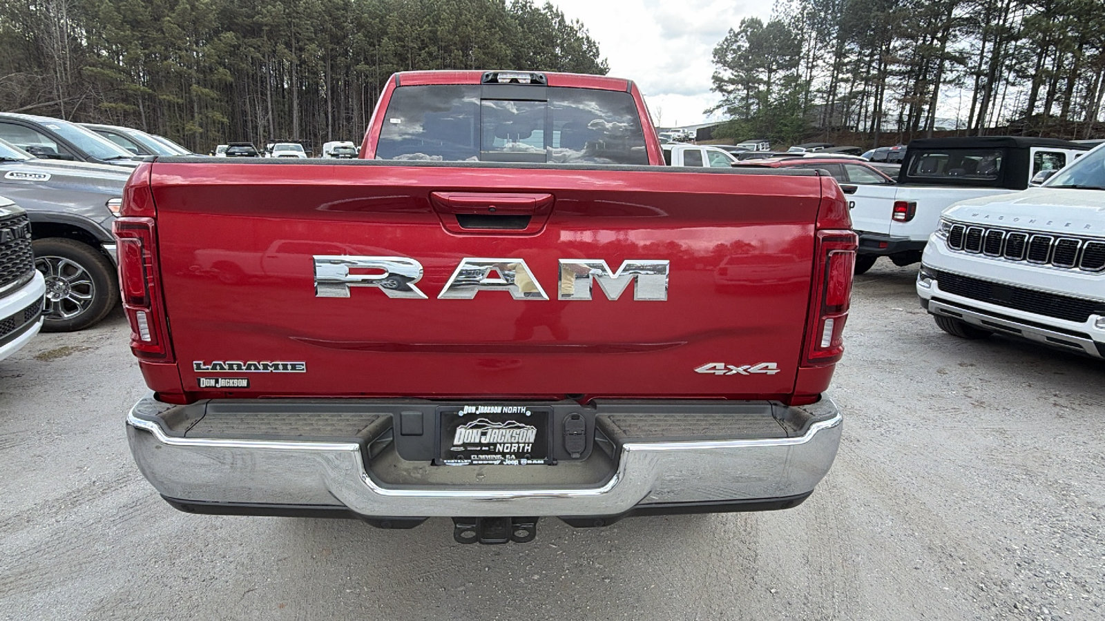New 2026 RAM 2500 Laramie AWD/4WD image 9