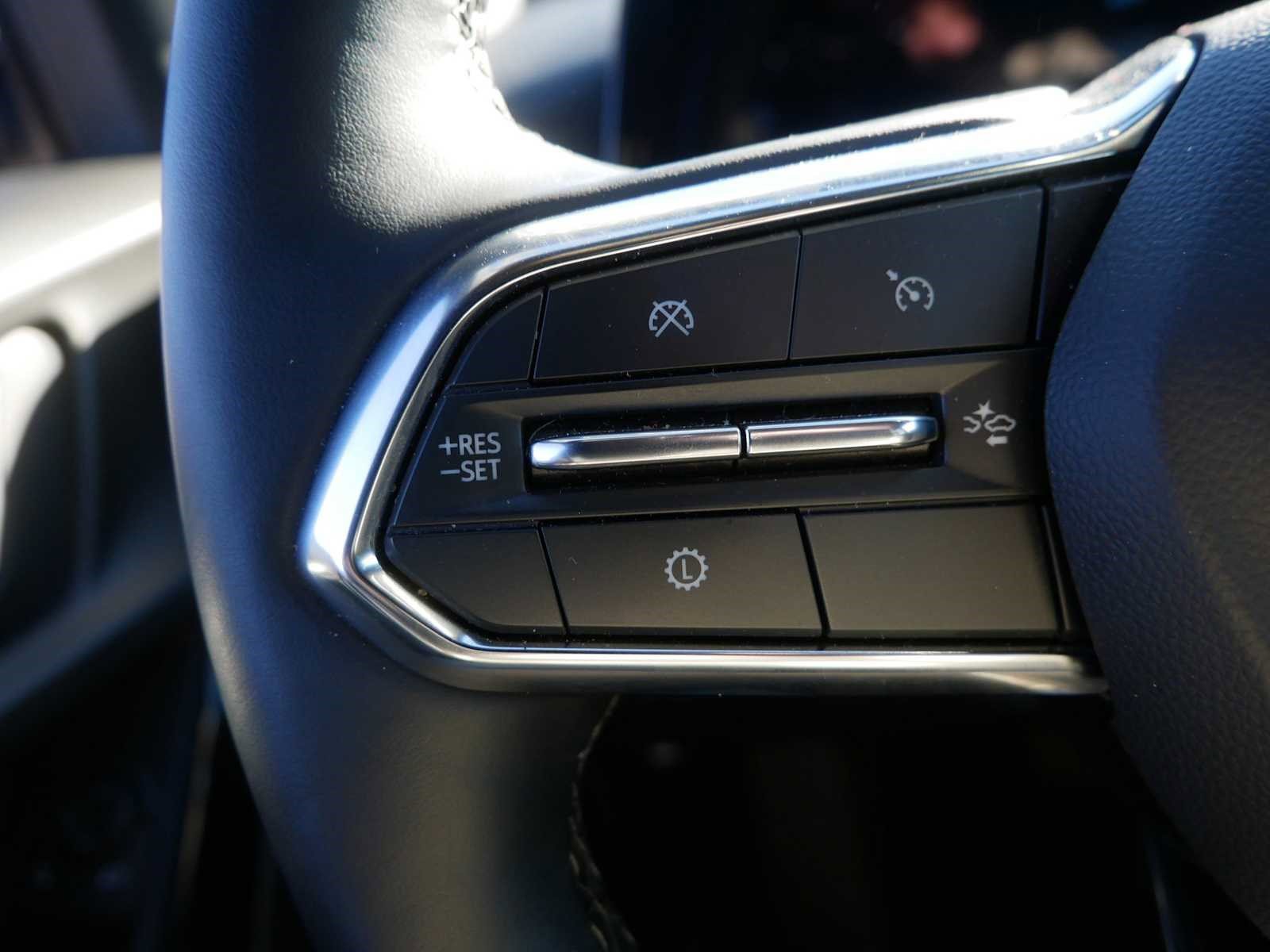 Used 2025 Chevrolet Equinox LT image 24