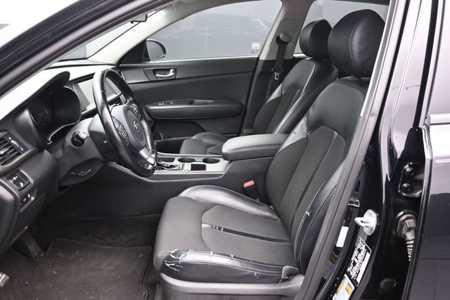 Used 2018 Kia Optima S FWD image 7