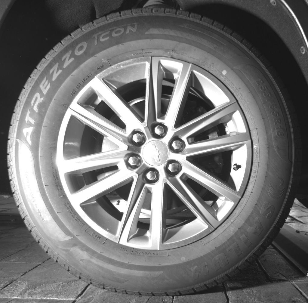 Used 2022 Chevrolet Traverse LT FWD image 37