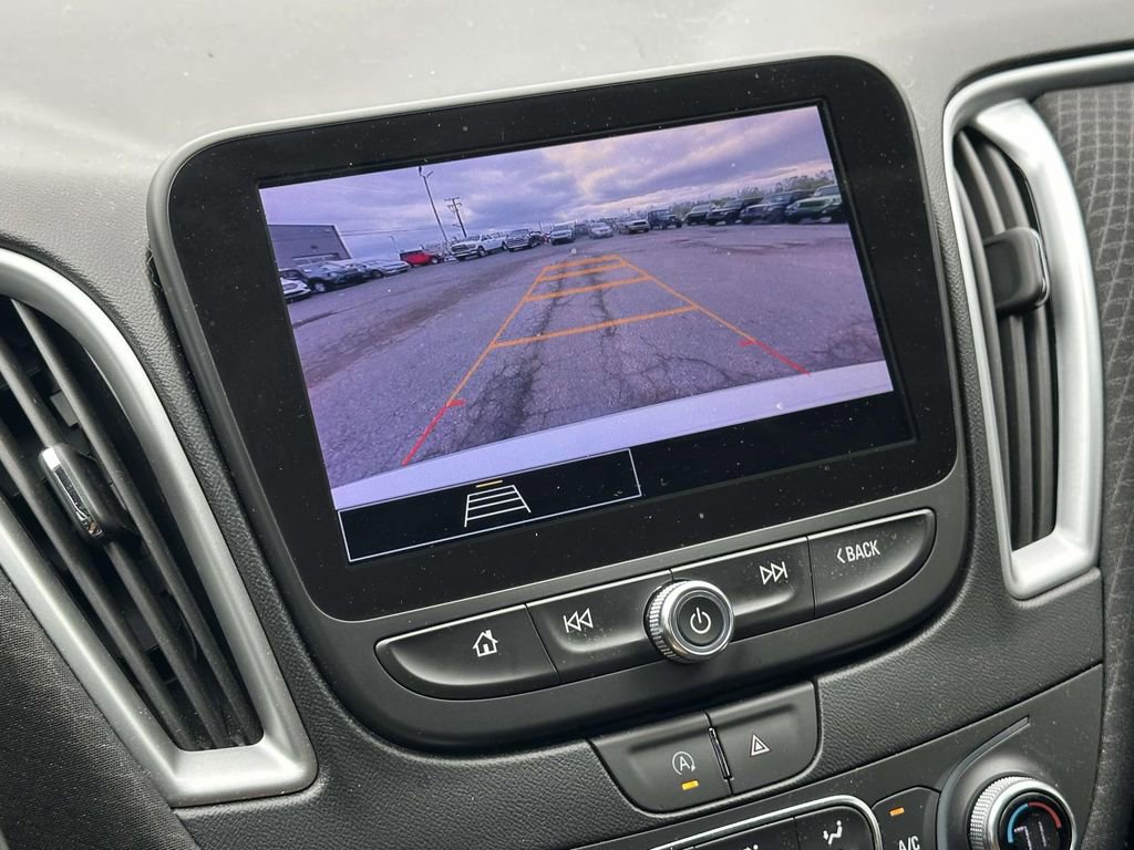 Used 2023 Chevrolet Malibu LT FWD image 26