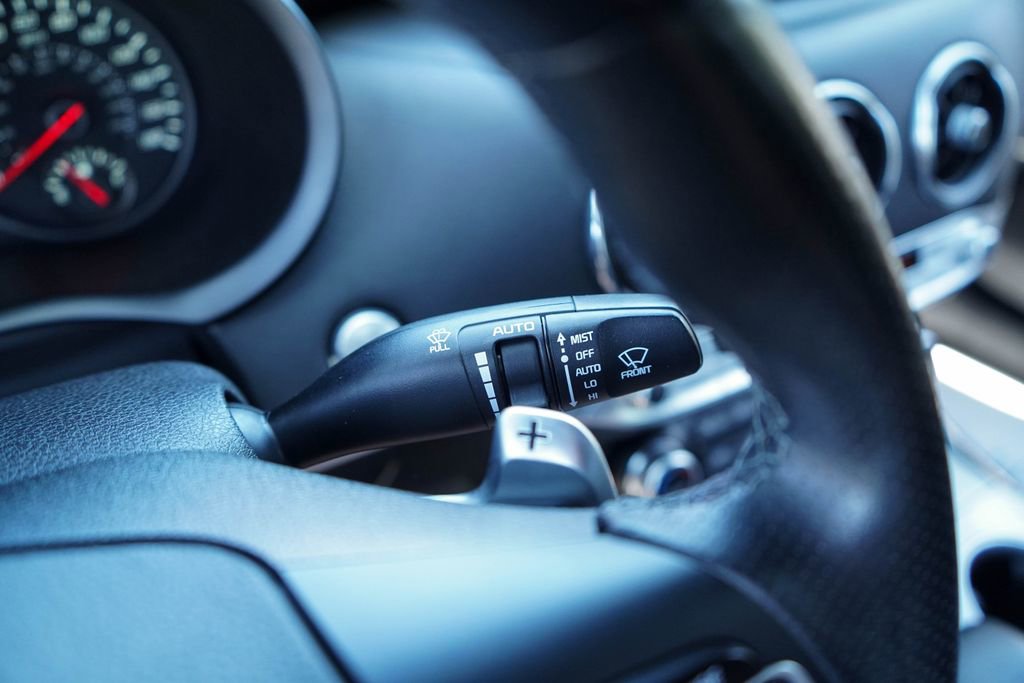 Used 2020 Kia Stinger GT2 RWD image 34