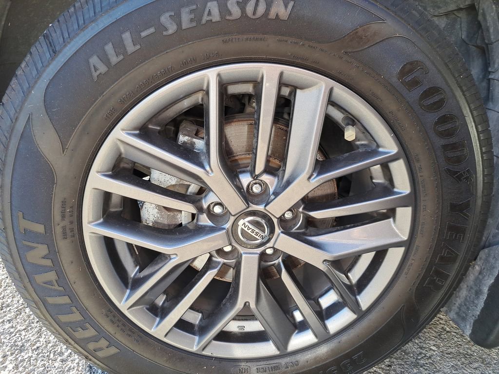 Used 2021 Nissan Rogue S image 8