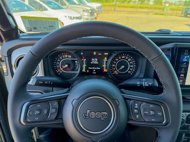 New 2026 Jeep Gladiator Sport AWD/4WD image 16