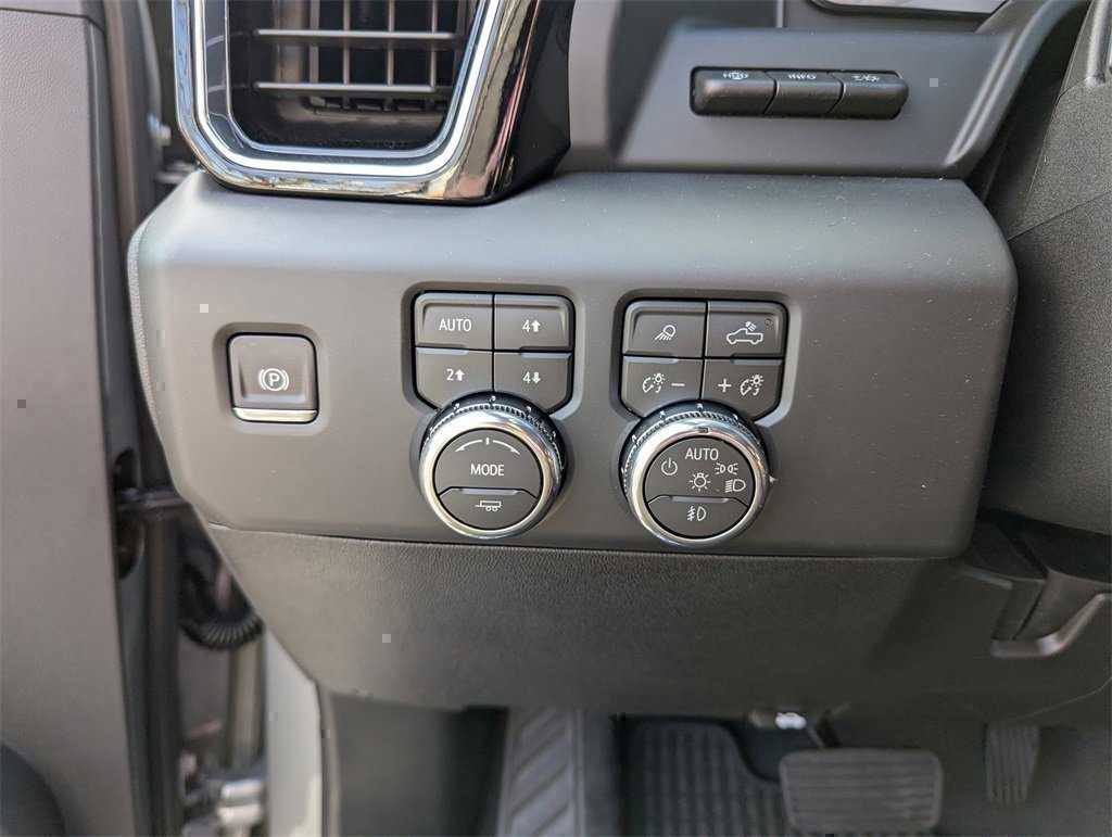 New 2026 GMC Sierra 3500 Denali Ultimate image 15