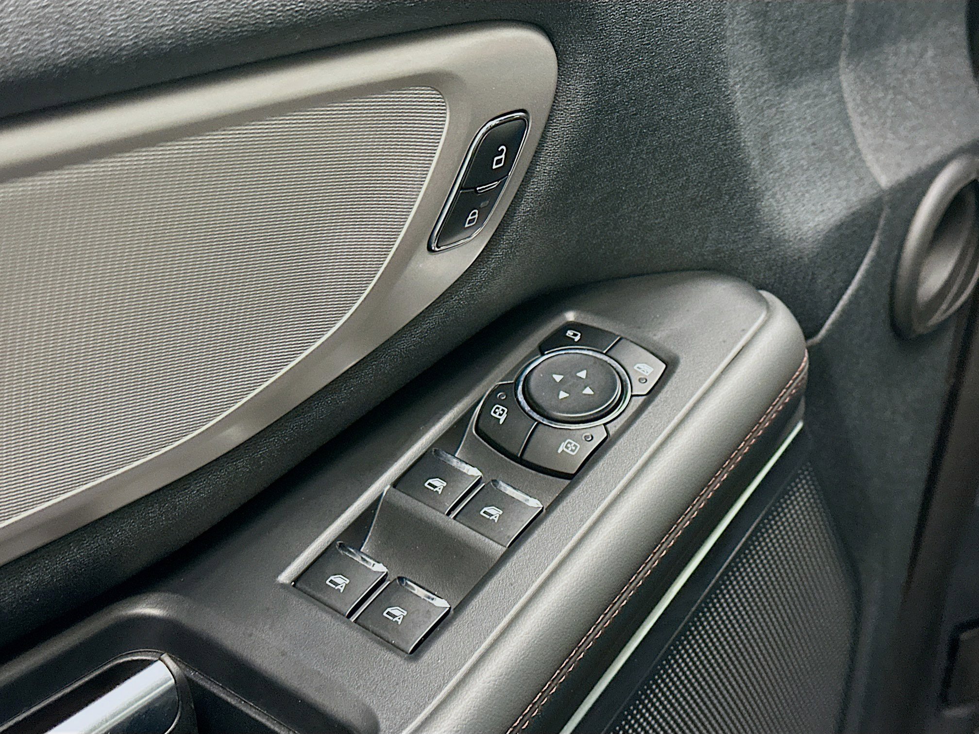 Used 2025 Ford Expedition Max Active image 15