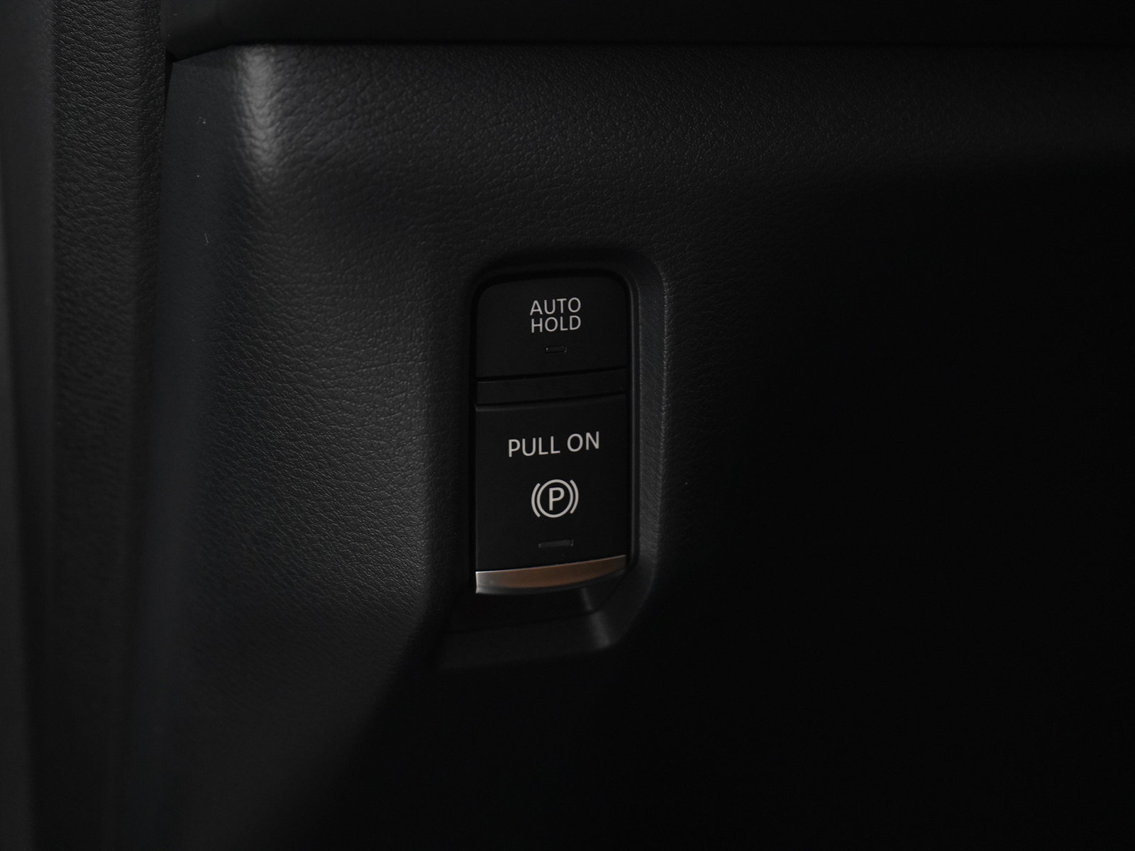 Certified 2025 Nissan Armada SL AWD/4WD image 30