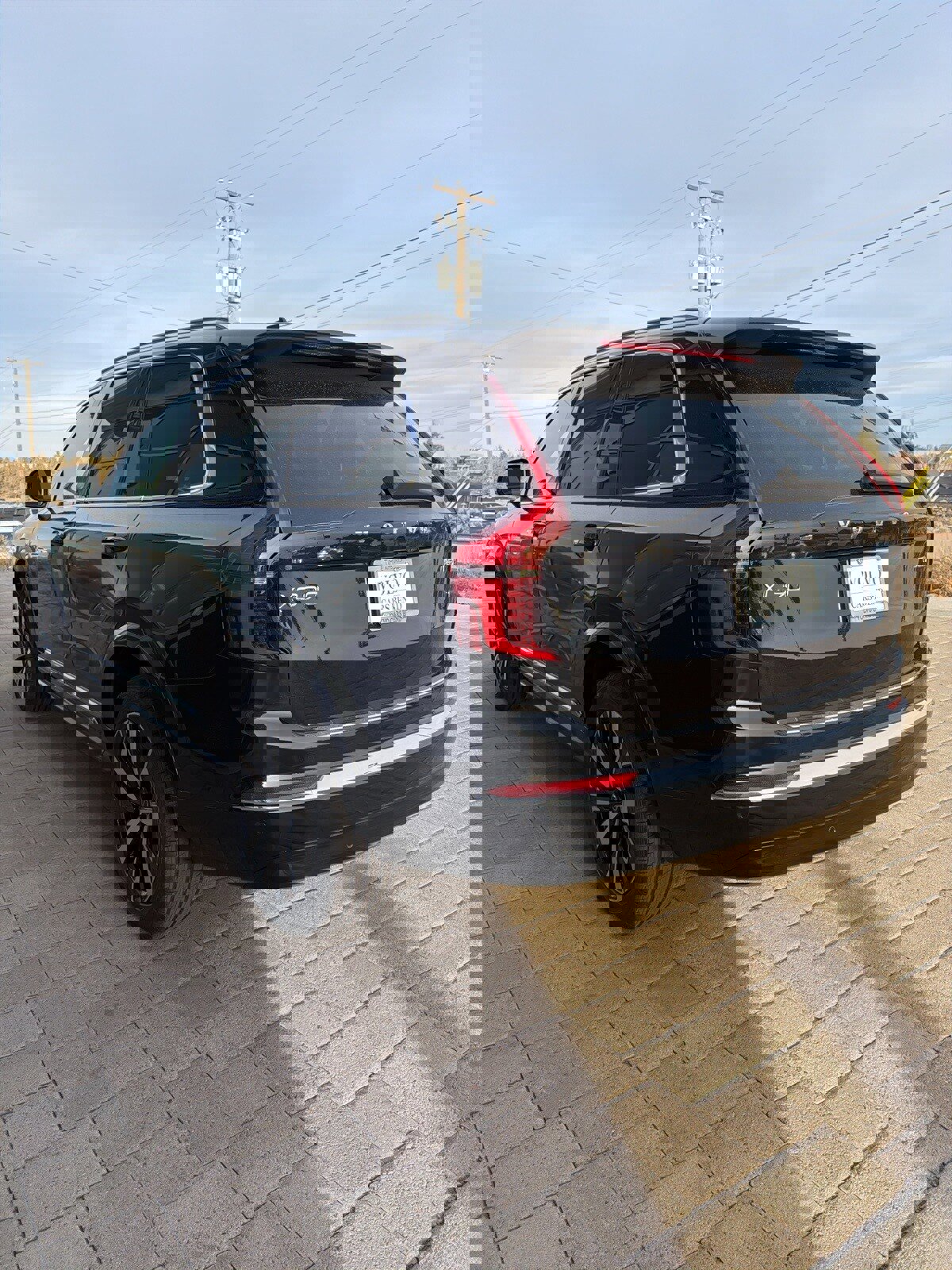 New 2026 Volvo XC90 B5 Core w/ Protection Package Premier image 5