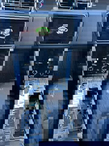 Used 2018 Land Rover Range Rover Supercharged image 17