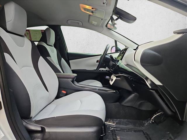 Used 2017 Toyota Prius Three FWD image 19