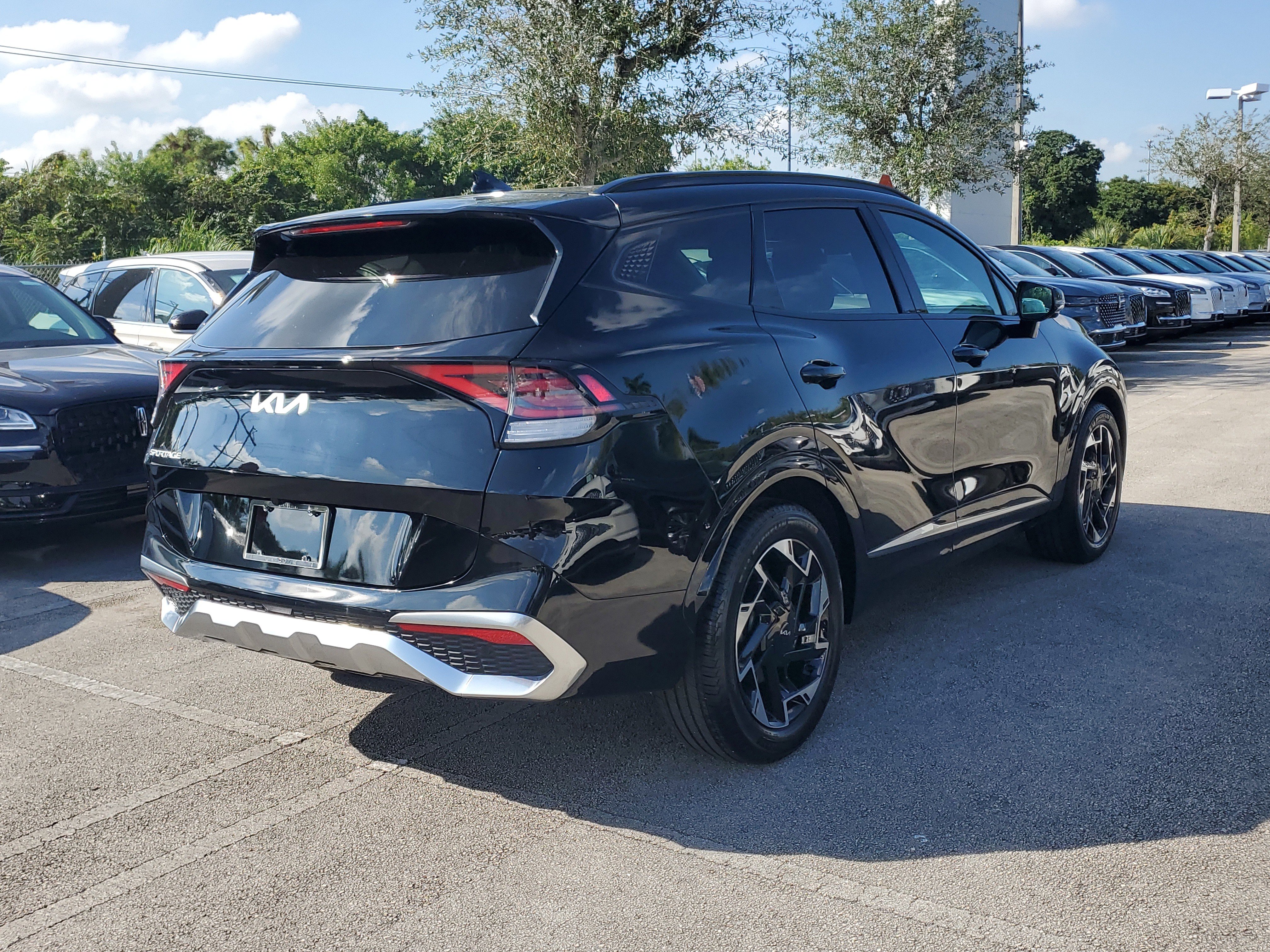 Used 2024 Kia Sportage SX image 6