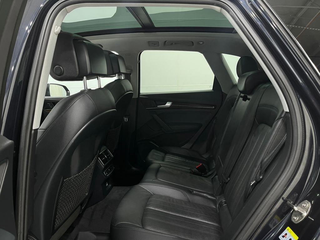 Used 2018 Audi Q5 2.0T Premium Plus w/ Premium Plus Package image 31