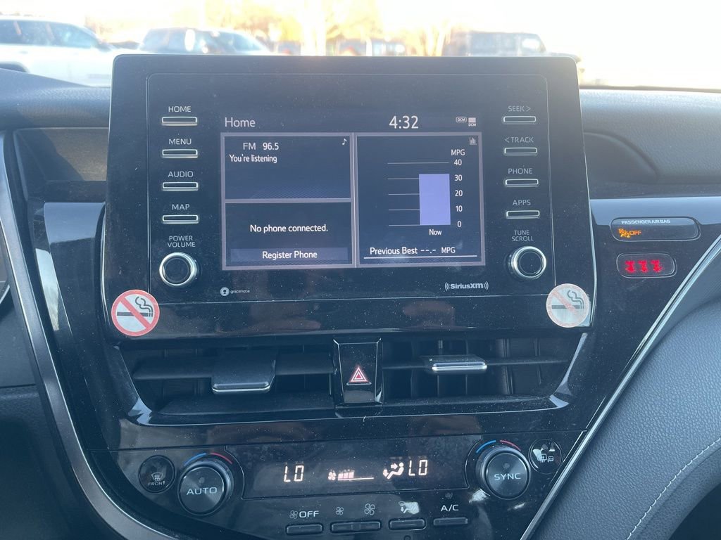 Used 2024 Toyota Camry SE image 22