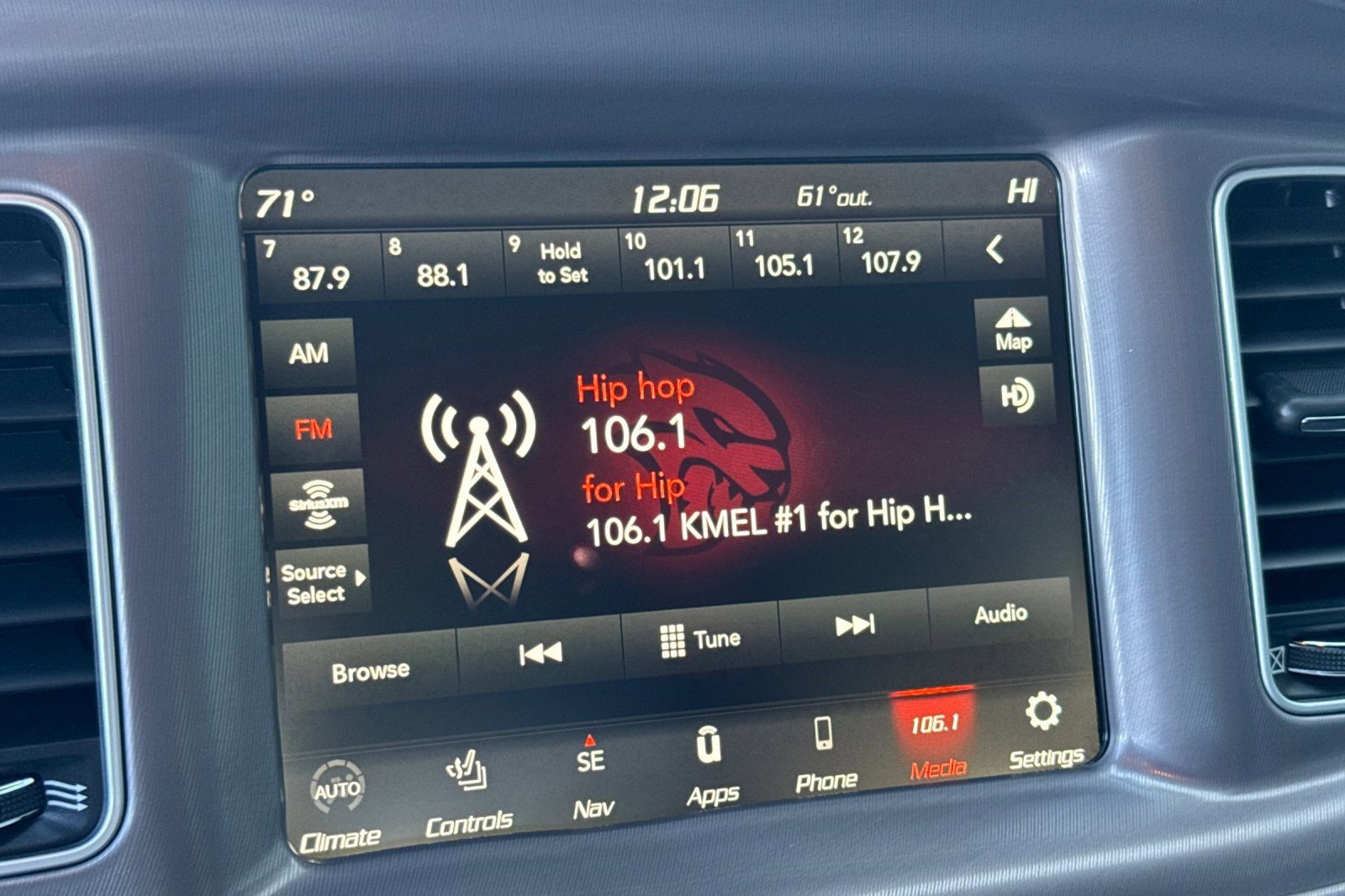 Used 2023 Dodge Charger Scat Pack w/ Navigation & Travel Group image 23