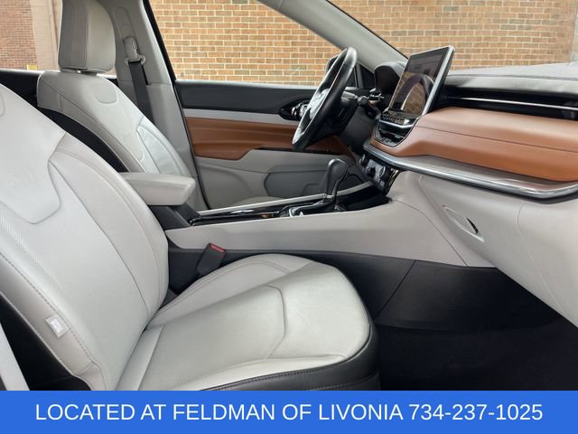 Used 2022 Jeep Compass Limited w/ Elite Group image 27