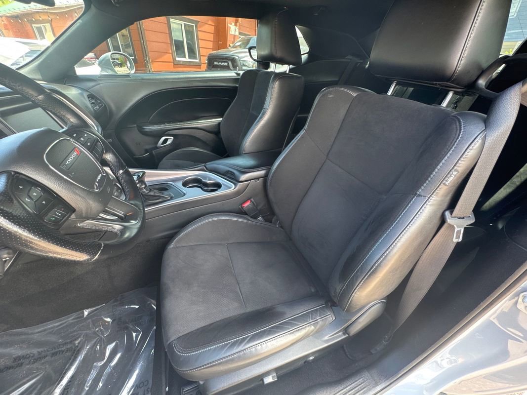 Used 2021 Dodge Challenger GT w/ Plus Package image 10