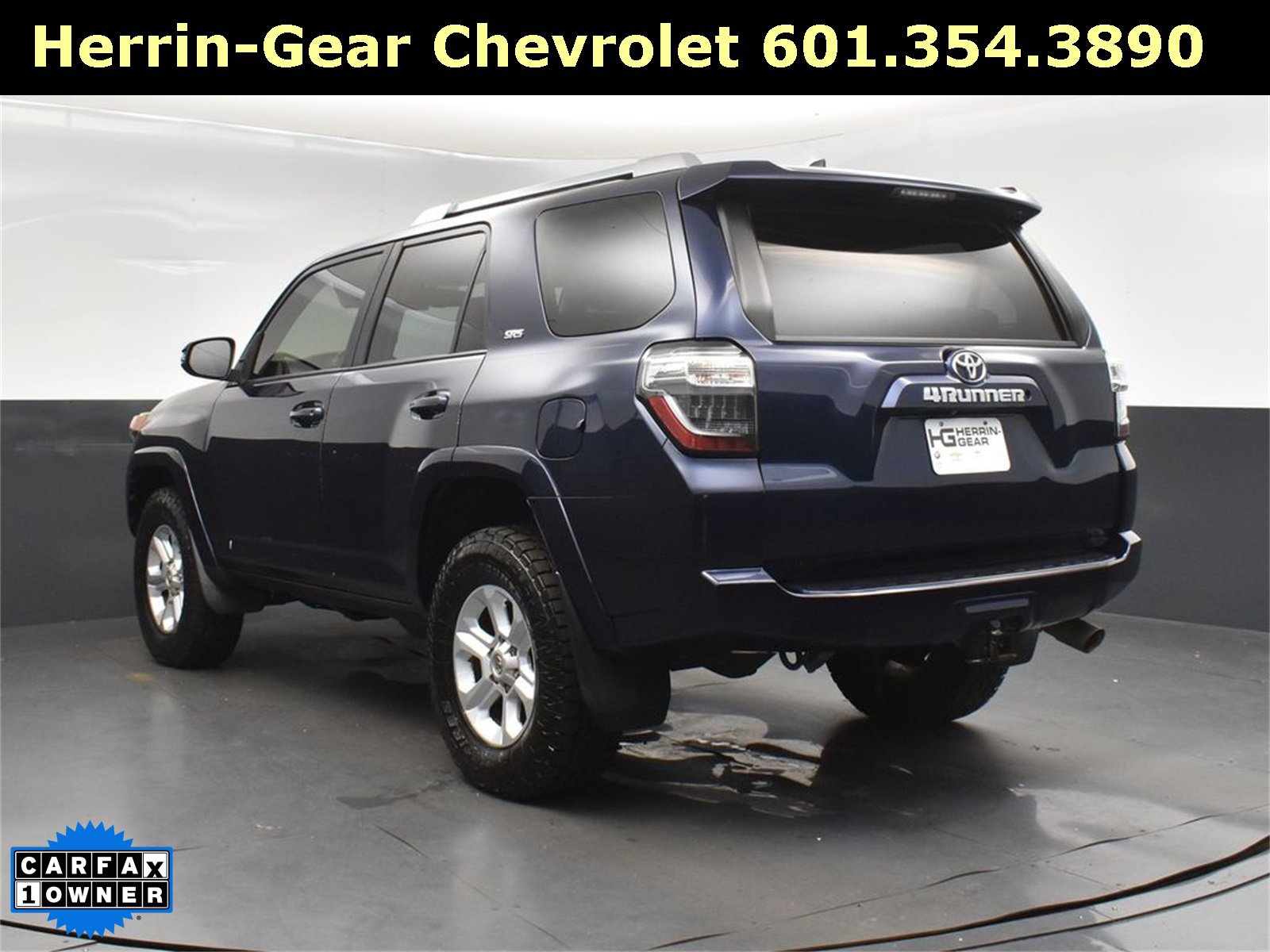 Used 2017 Toyota 4Runner SR5 Premium image 5