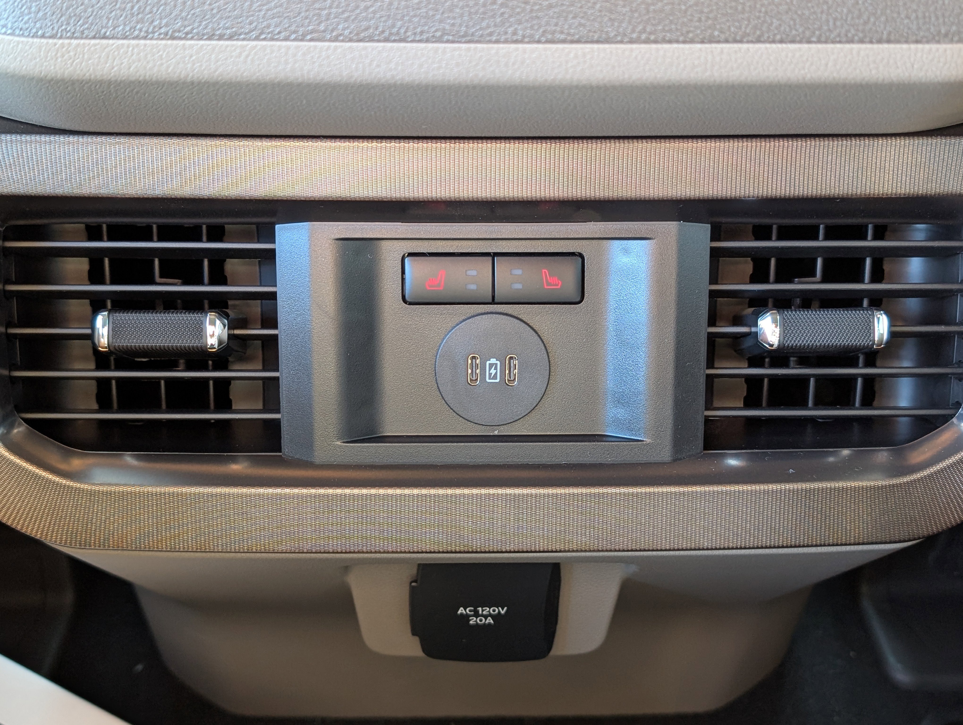 New 2026 Ford F450 Platinum w/ Platinum Plus Package image 15