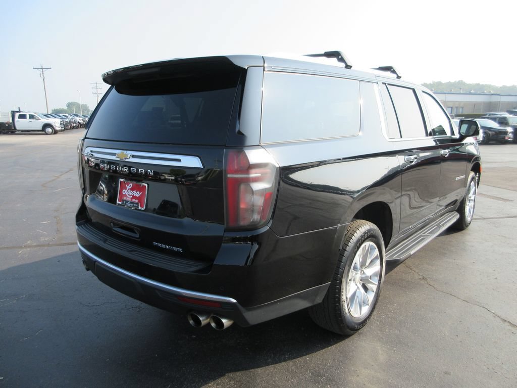 Certified 2023 Chevrolet Suburban Premier w/ Premium Package AWD/4WD image 6