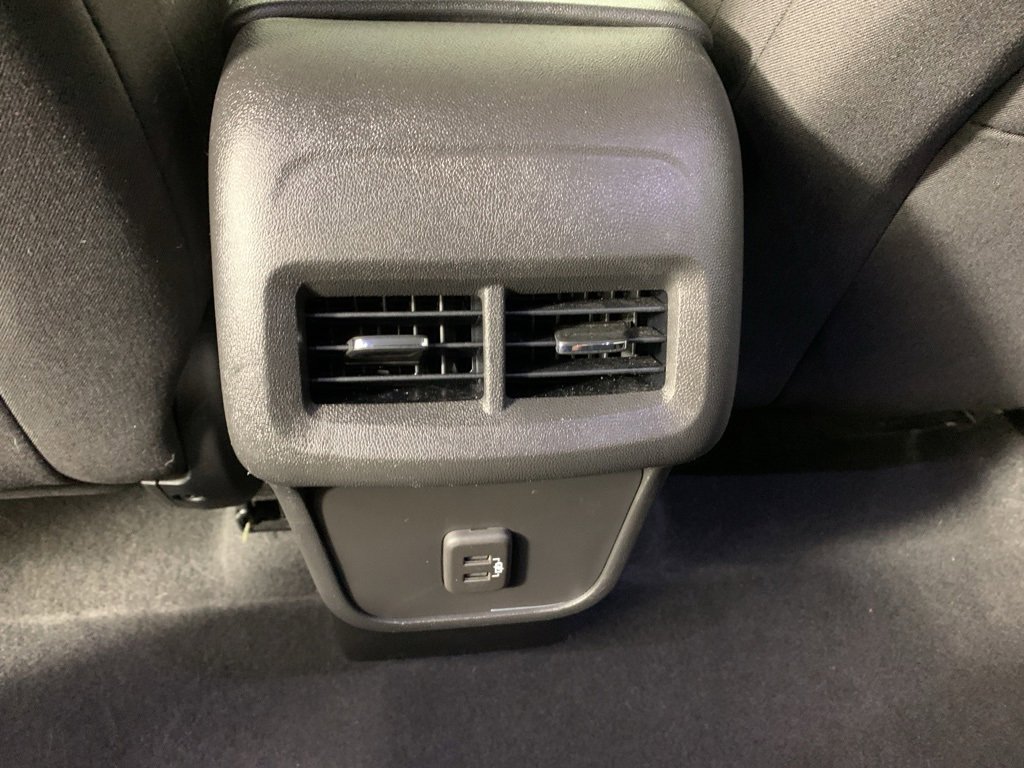 Used 2022 Chevrolet Equinox LT image 32