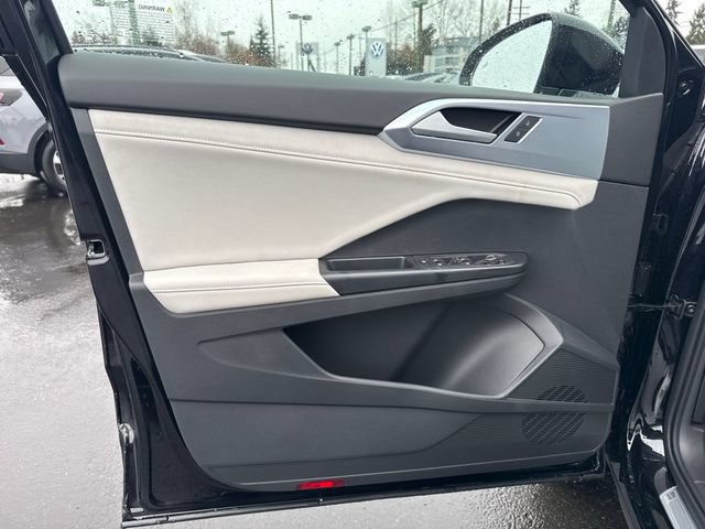 New 2026 Volkswagen Taos SE AWD/4WD image 17