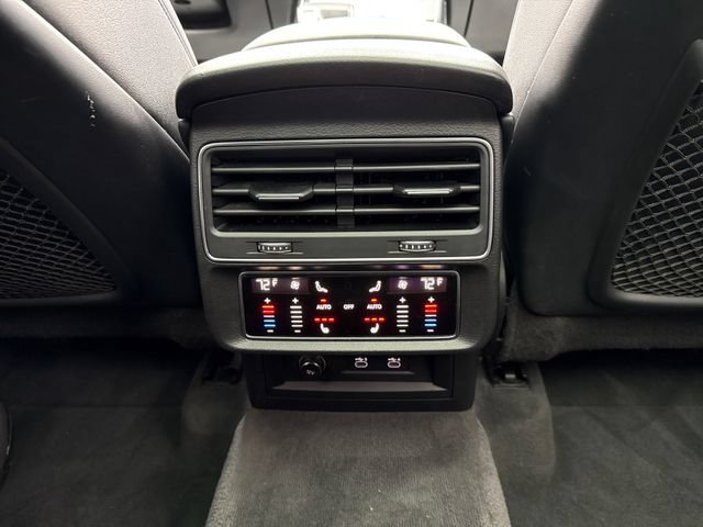 Used 2021 Audi Q7 3.0T Prestige AWD/4WD image 23