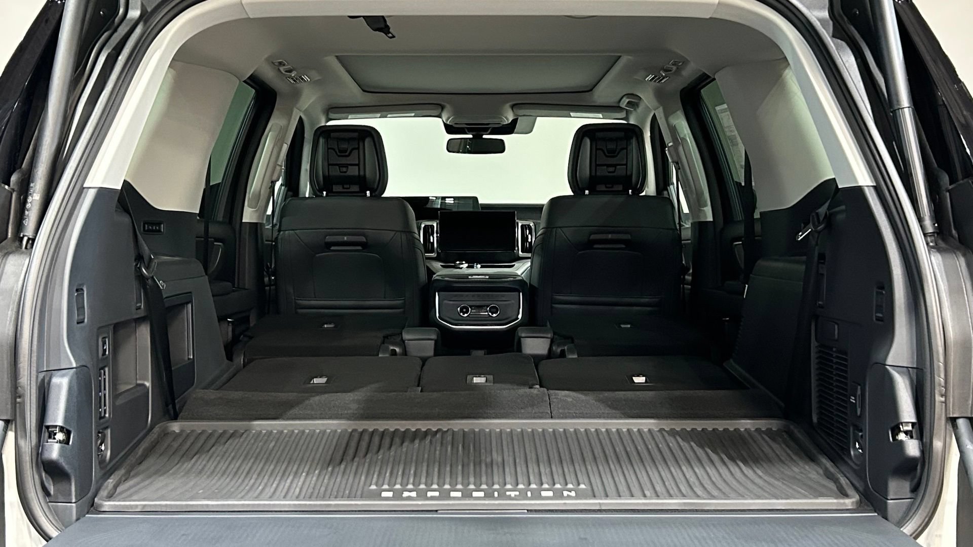 New 2027 Ford Expedition Active AWD/4WD image 45